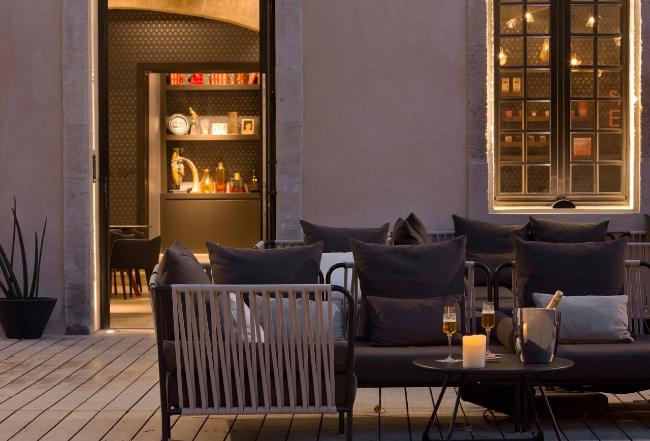 Boutique Hotel Des Remparts & Spa Aigues-Mortes Exterior foto